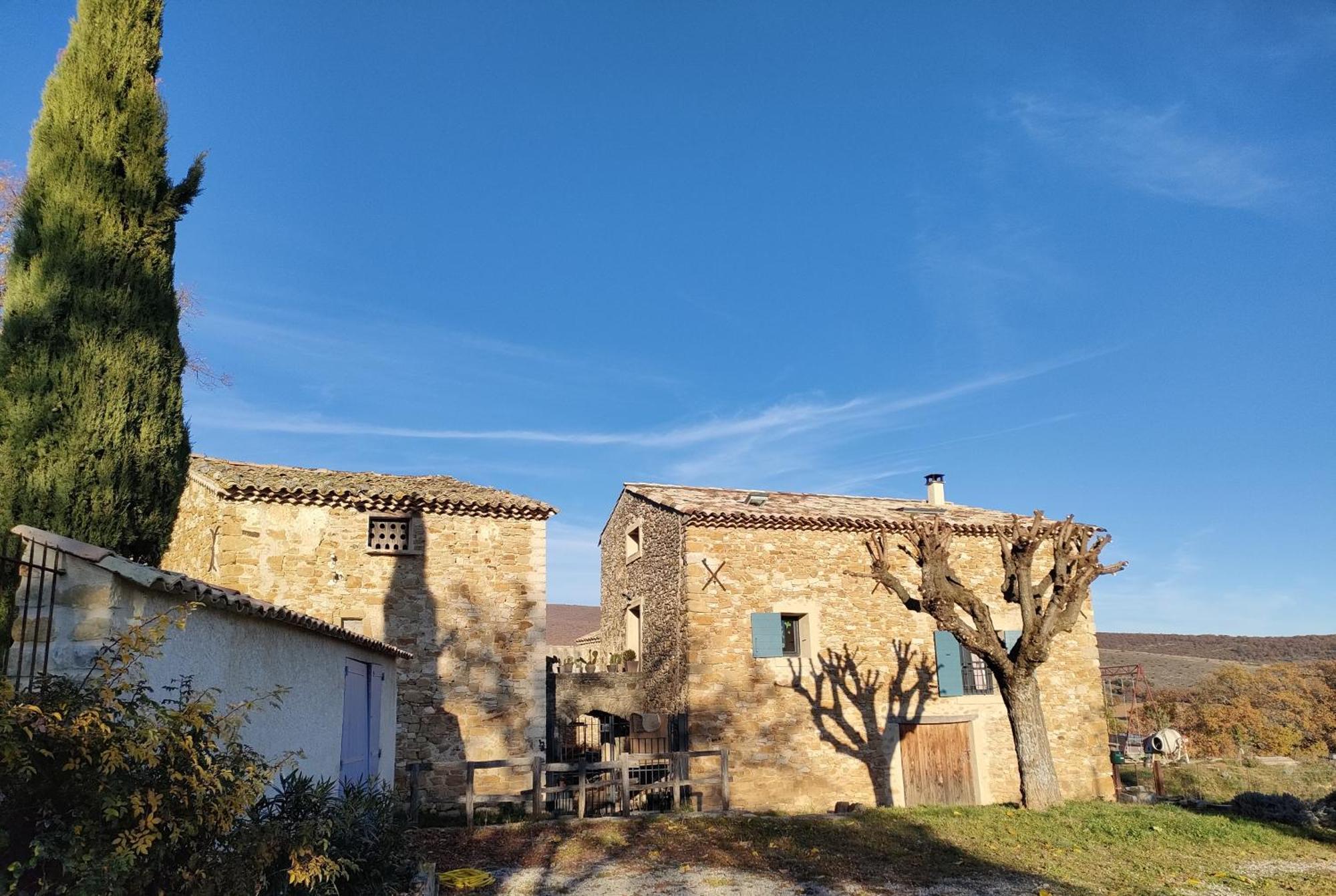 Gite A La Ferme Ongles Exterior foto